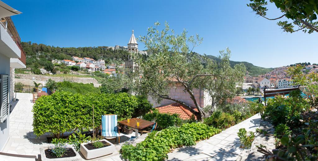 Apartments Olive Tree Hvar Town Extérieur photo